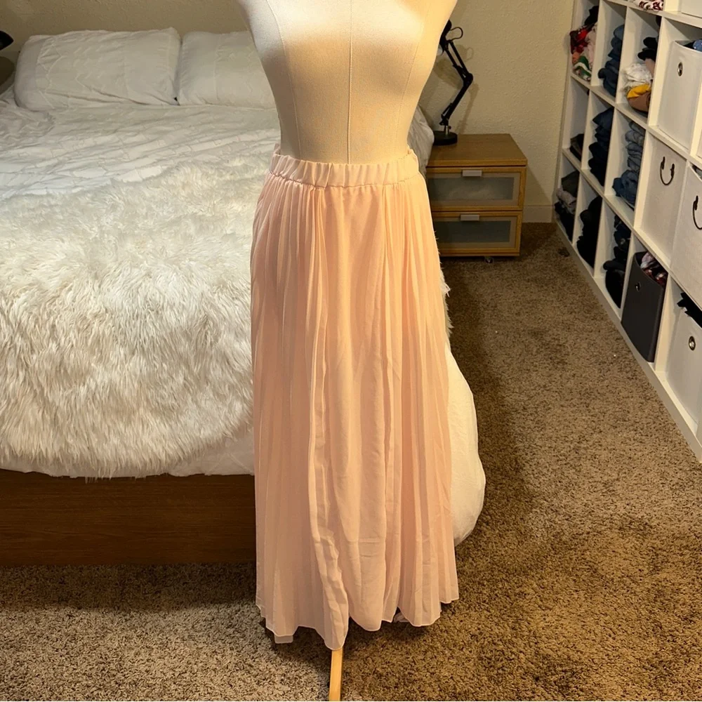 Don’t Ask Why American Eagle | Accordion Pleated Maxi Skirt Pink Sheer OS